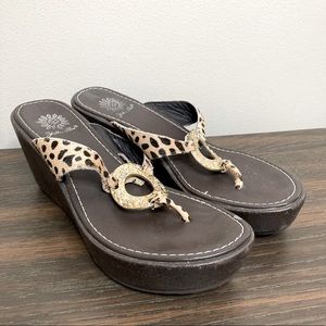 yellow box carolina flip flops